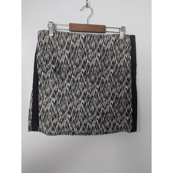 Willie Smith Size 6 Mini Skirt Black Tuxedo Stripe Stretch 15.5" L Zip - Picture 1 of 6